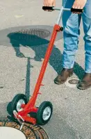 Klešče za prenos kanalnih cevi, obročev in pokrovov