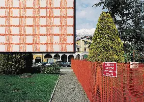 Gradbiščna zaščitna mreža Austronet 350 oranžna širina 180cm, 50m/rola 35rol/paleta, ZA350180