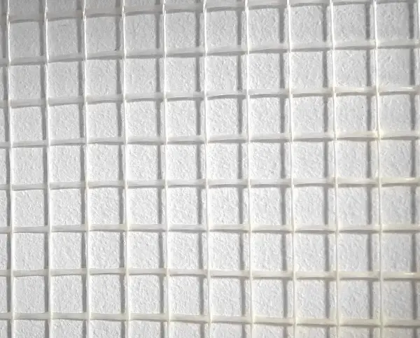 Mreža za zunanji omet 1250, bela, 50m²/rola, teža 110g/m², razmak zank 11x13mm P24, Z1251W