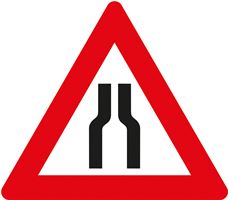 Prometni znak §50/8A, 700/1,5mm, Zožanje vozišča obojestransko, Z50/8A-700