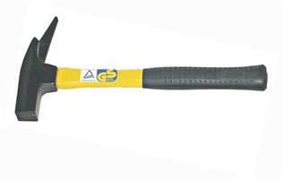 Tesarsko kladivo z ročajem iz steklenih vlaken in magnetom P6, Z845G60